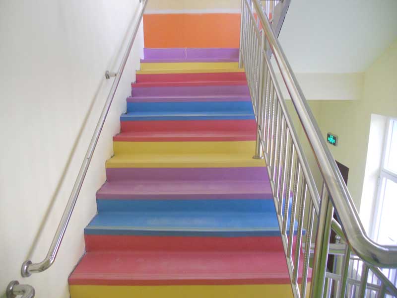 PVC兒童地板環(huán)保安全并且符合當下‘輕’裝理念