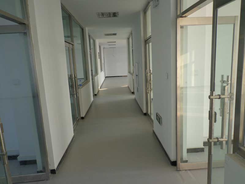 pvc辦公地板上雙面膠的痕跡如何去除？