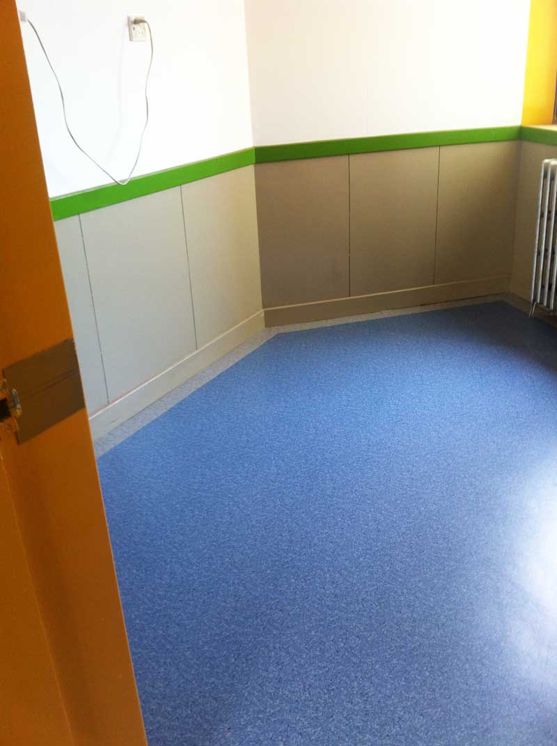 pvc地板和橡膠地板的區(qū)別是什么呢？