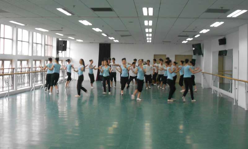 舞蹈教室地板價格“騷操作”不利于行業(yè)發(fā)展