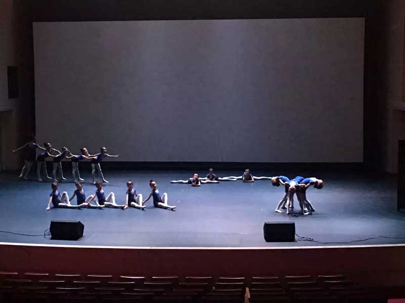 北京第一實驗小學舞臺地板